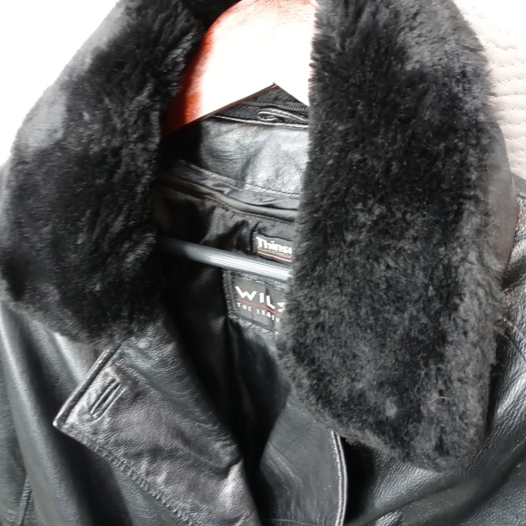 Wilsons Women's Leather double breasted, belted Ja - Picture 8 of 9